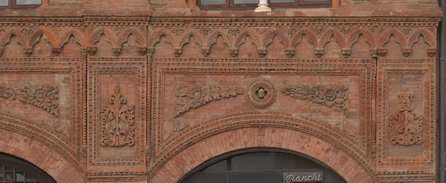 BuildingsOrnate0188 - Free Background Texture - building facade ornate