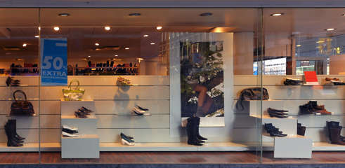 shoe shops in the mall