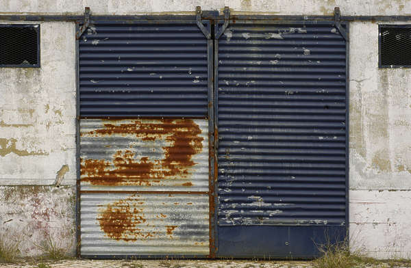 Simple Garage Door Guide Rust 
