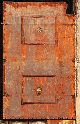 DoorsSingleRusted0058 - Free Background Texture - metal door single