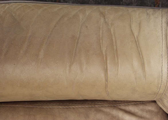 new leather sofa wrinkles
