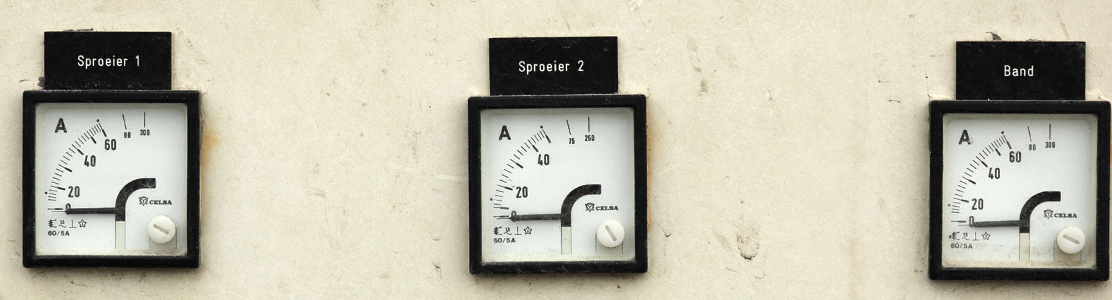 Gauges0072 - Free Background Texture - meter meters dial gauge black white