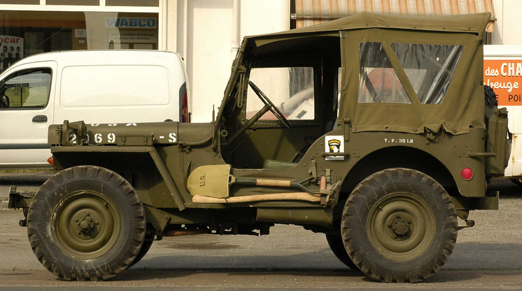 Cars0013 - Free Background Texture - willies Willys MK1 MKI jeep WWII