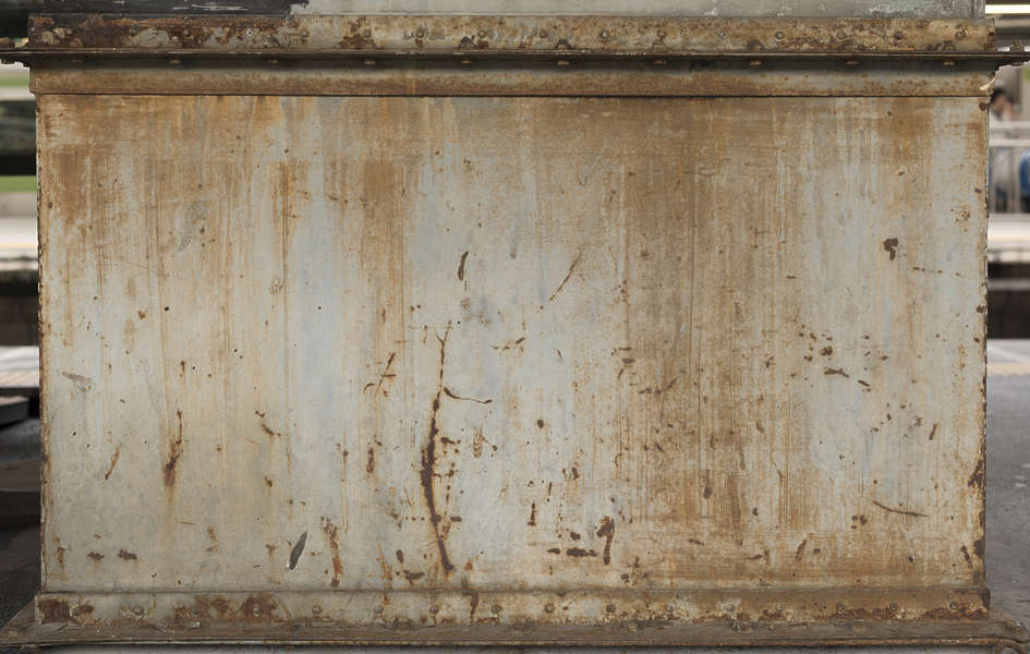 RustScratches0071 - Free Background Texture - japan metal beam old